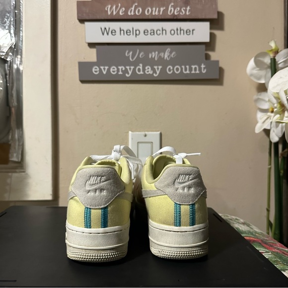 Nike Air Force 1 Life Lime Womens Shoes - Picture 3 of 5